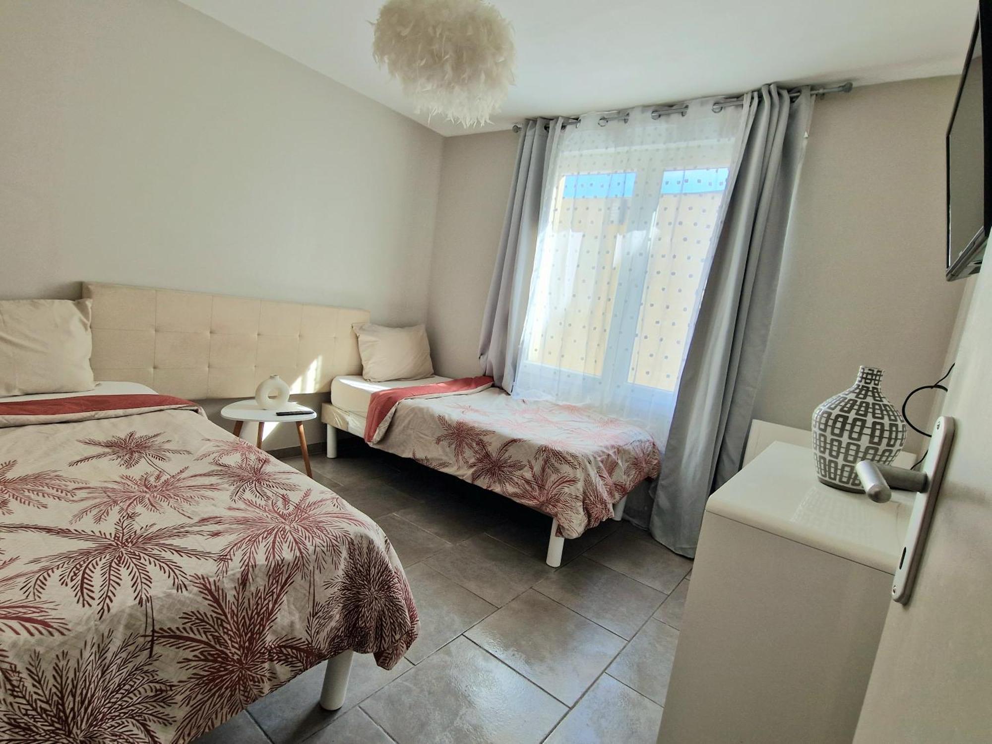 Sweet In Apartment Anzin Екстериор снимка